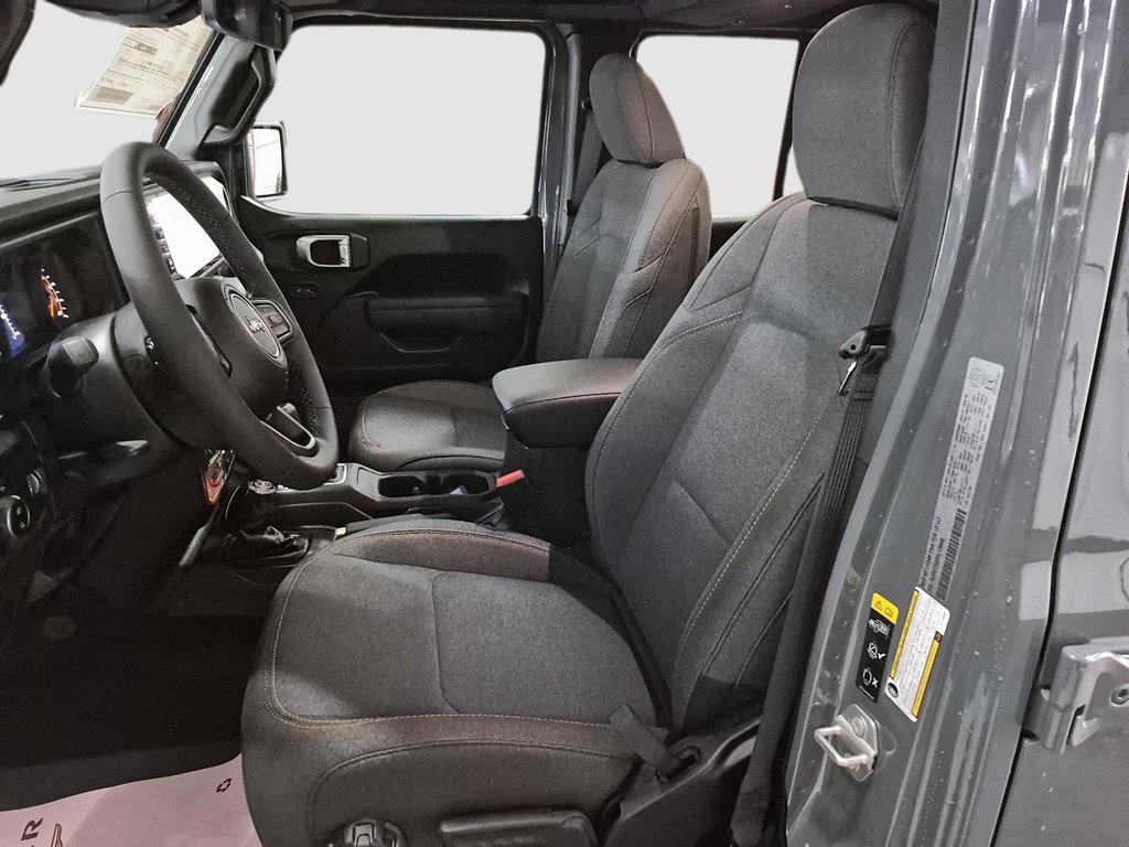 2026 Jeep Gladiator WILLYS in Sherbrooke, Quebec - 8 - w1024h768px