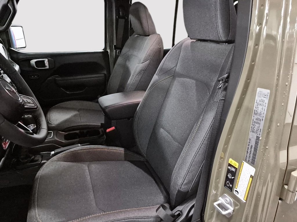 Jeep Gladiator WILLYS 2026 à Sherbrooke, Québec - 8 - w1024h768px