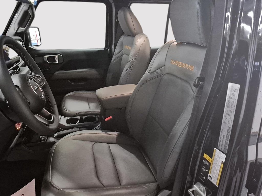 2026 Jeep Gladiator MOJAVE X in Sherbrooke, Quebec - 8 - w1024h768px