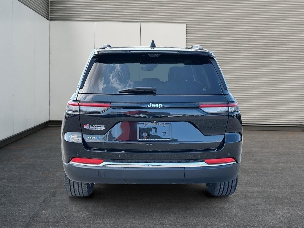 Jeep Grand Cherokee 4xe DVD // CUIR // ECRANS PASSAGERS ARRIÈRES 2022 à Sherbrooke, Québec - 6 - w1024h768px