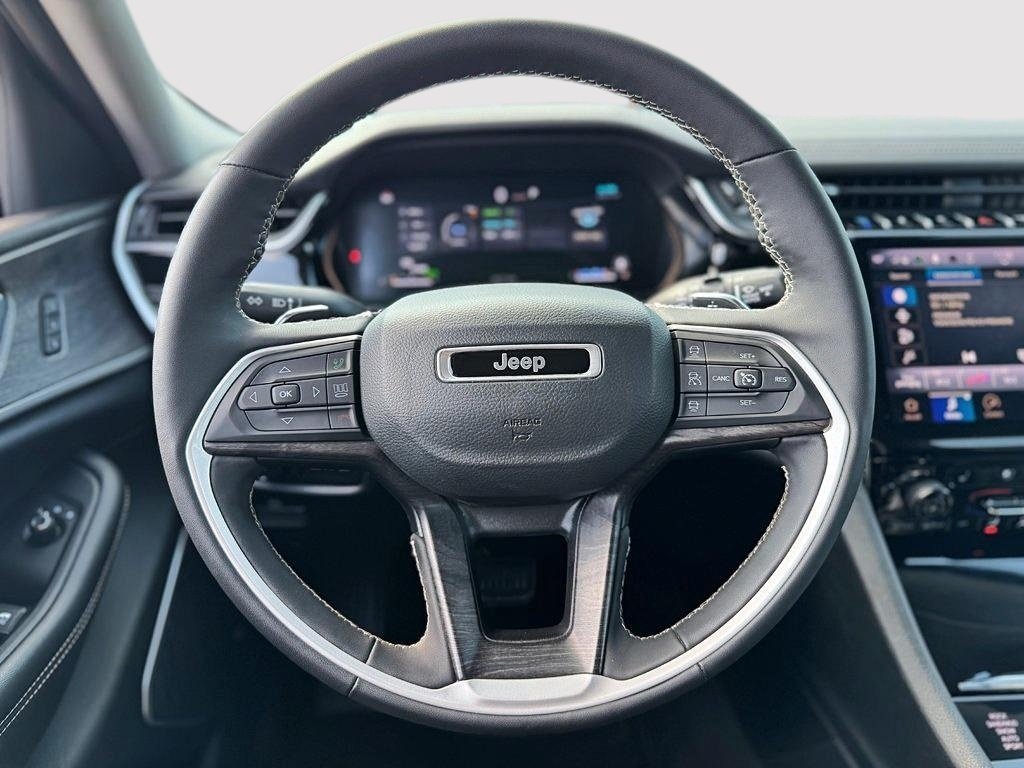 Jeep Grand Cherokee 4xe DVD // CUIR // ECRANS PASSAGERS ARRIÈRES 2022 à Sherbrooke, Québec - 15 - w1024h768px