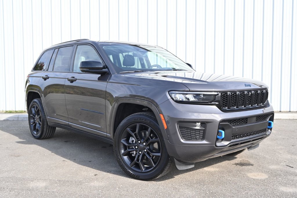 2023  Grand Cherokee 4xe 30TH ANNIVERSARY in Sherbrooke, Quebec - 3 - w1024h768px