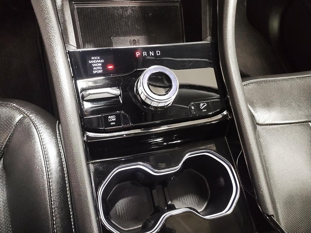 2023 Jeep Grand Cherokee 4xe 4XE // TOIT PANORAMIQUE in Sherbrooke, Quebec - 15 - w1024h768px