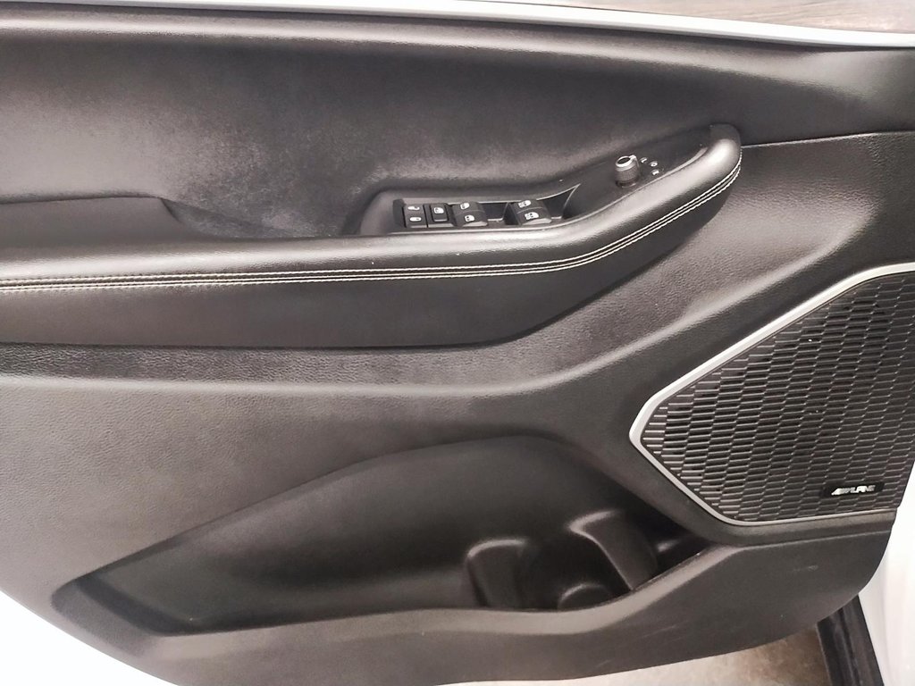 2023 Jeep Grand Cherokee 4xe 4XE // TOIT PANORAMIQUE in Sherbrooke, Quebec - 11 - w1024h768px
