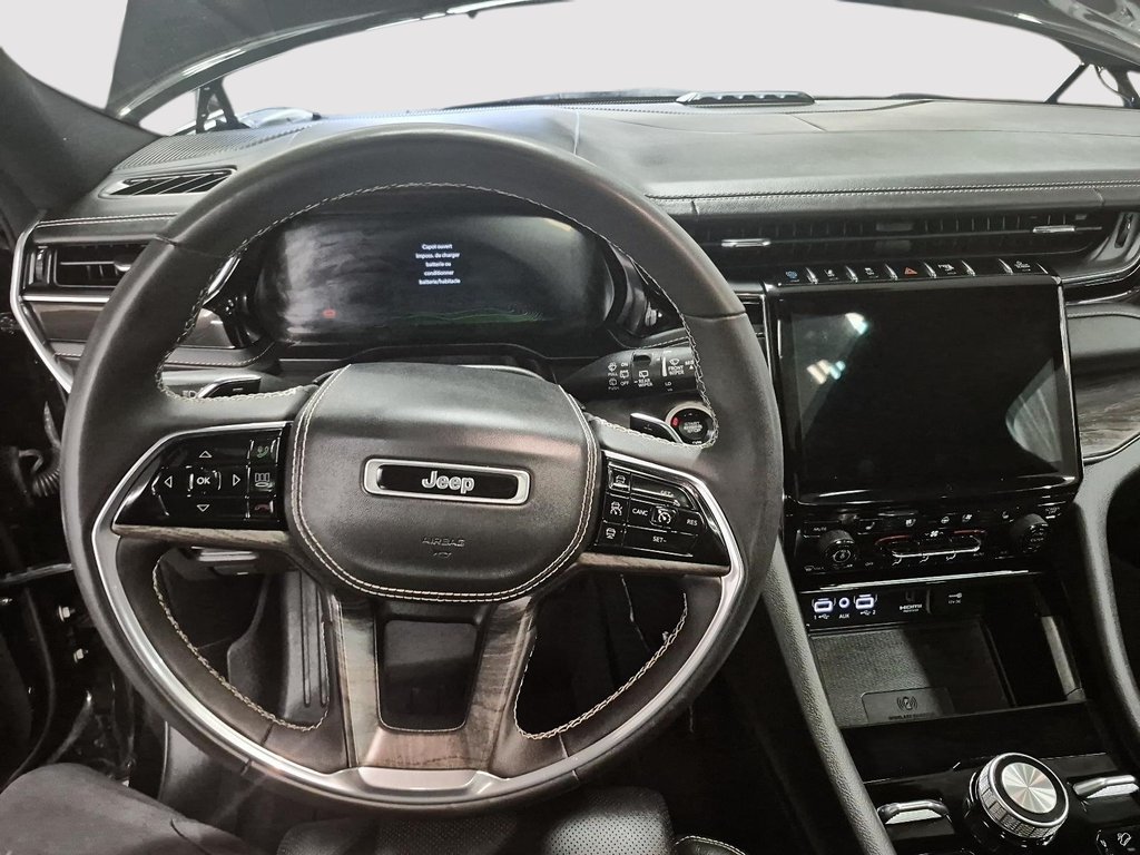 2023 Jeep Grand Cherokee 4xe OVERLAND 4XE // ENSEMBLE LUXE in Sherbrooke, Quebec - 10 - w1024h768px