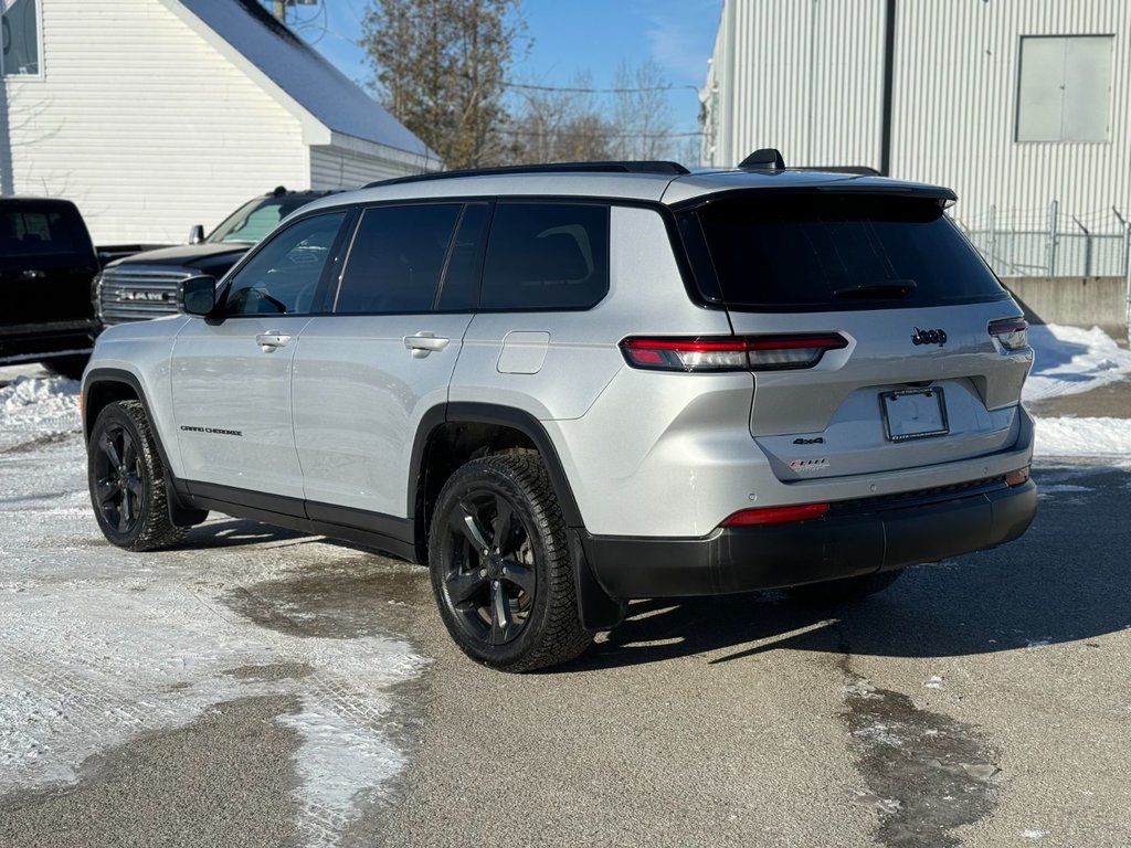 2023  Grand Cherokee L ALTITUDE 4X4 | TOIT OUVRANT | 7 PASSAGERS in Sherbrooke, Quebec - 3 - w1024h768px