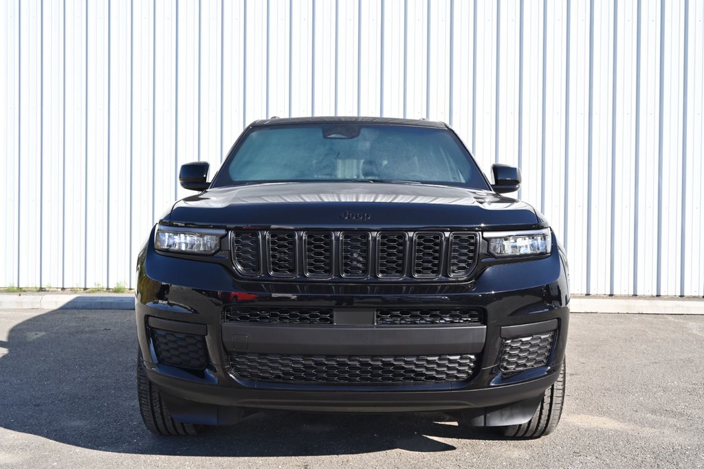 Grand Cherokee L ALTITUDE 2024 à Sherbrooke, Québec - 2 - w1024h768px