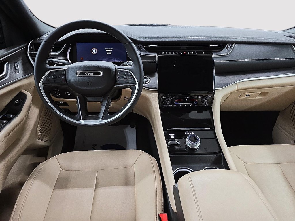 2024 Jeep Grand Cherokee L LIMITED // ALLURE NOIR // PLAN OR 5 ANS 100 000 KM in Sherbrooke, Quebec - 10 - w1024h768px