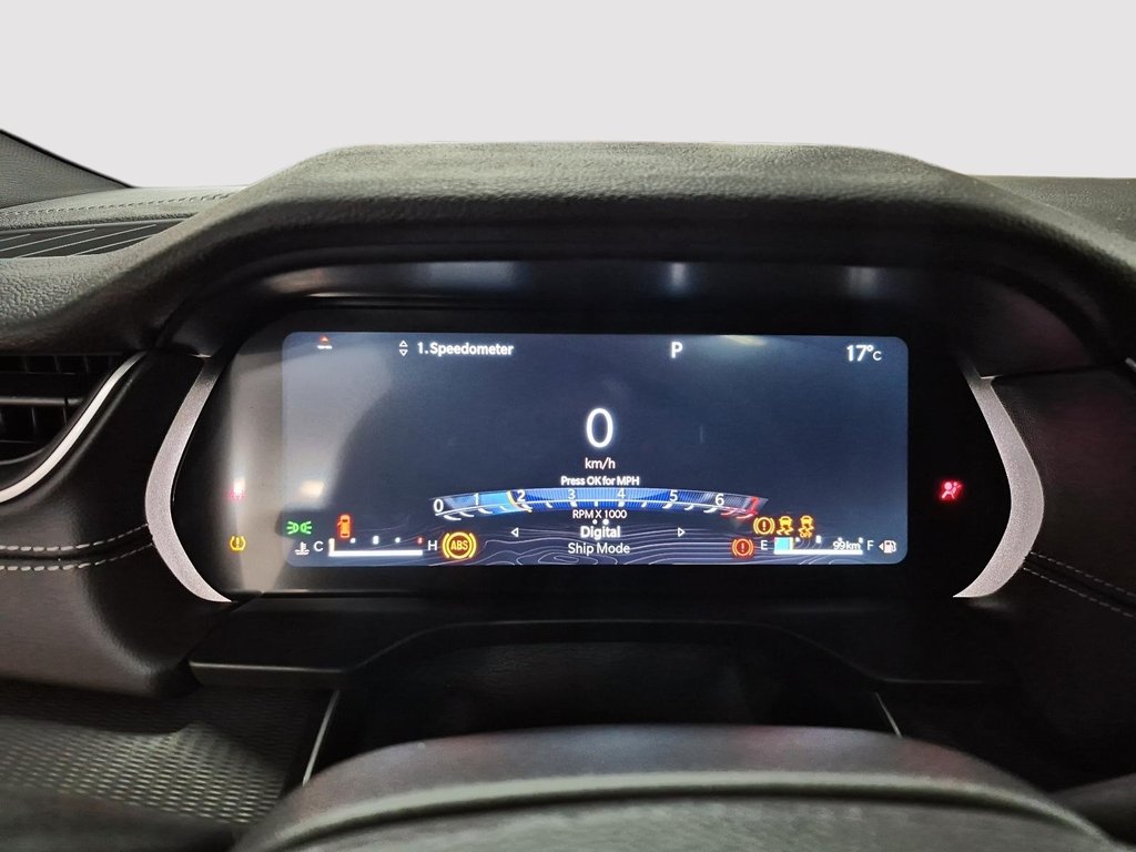 Jeep Grand Cherokee L ALTITUDE 2025 à Sherbrooke, Québec - 13 - w1024h768px