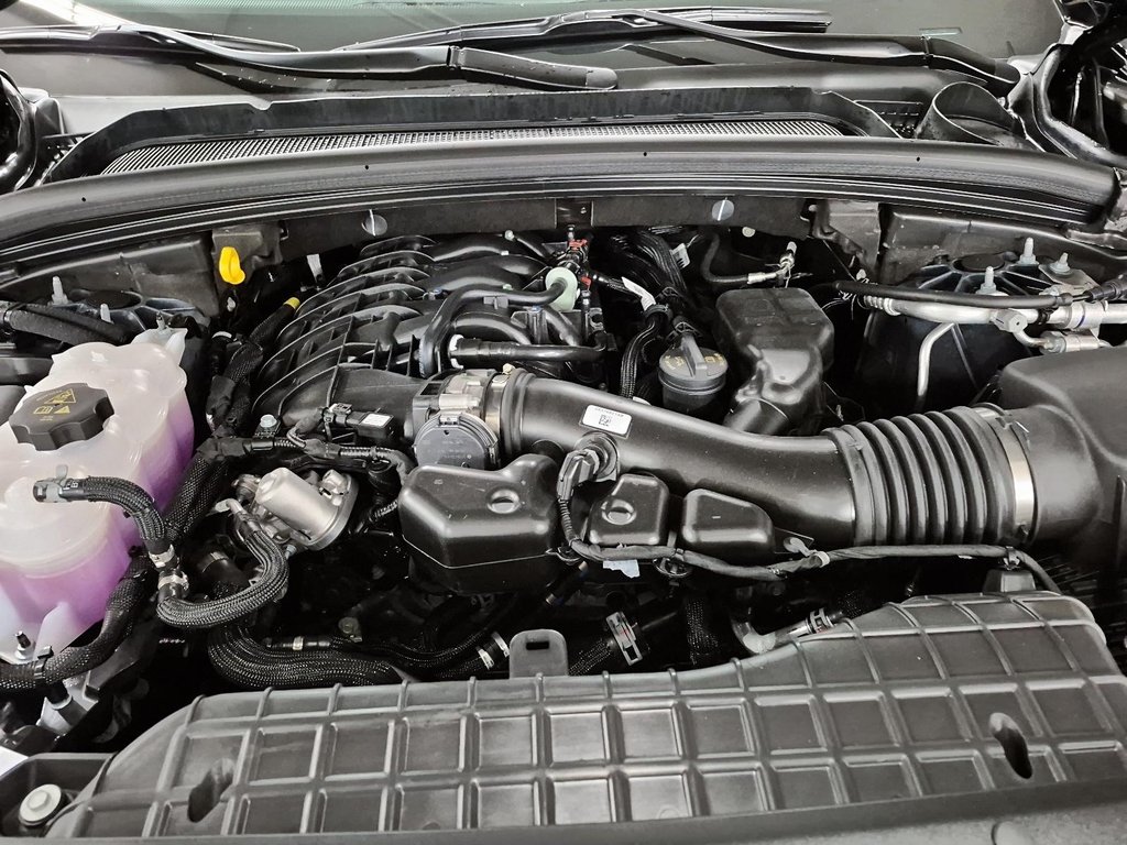 Jeep Grand Cherokee L ALTITUDE 2025 à Sherbrooke, Québec - 8 - w1024h768px