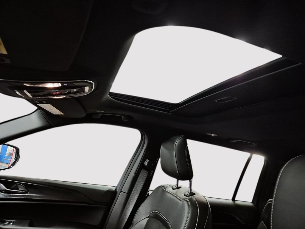 Jeep Grand Cherokee L ALTITUDE 2025 à Sherbrooke, Québec - 17 - w1024h768px