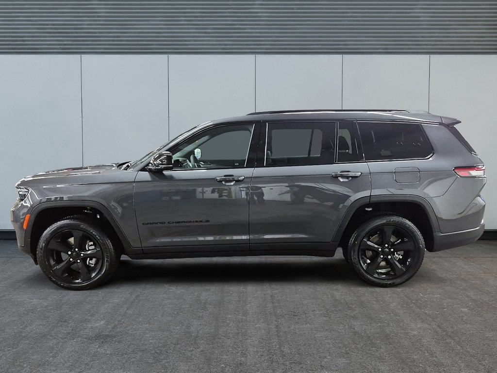 Jeep Grand Cherokee L ALTITUDE 2025 à Sherbrooke, Québec - 5 - w1024h768px