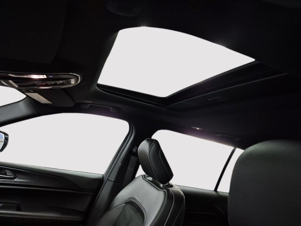 Jeep Grand Cherokee L ALTITUDE 2025 à Sherbrooke, Québec - 17 - w1024h768px