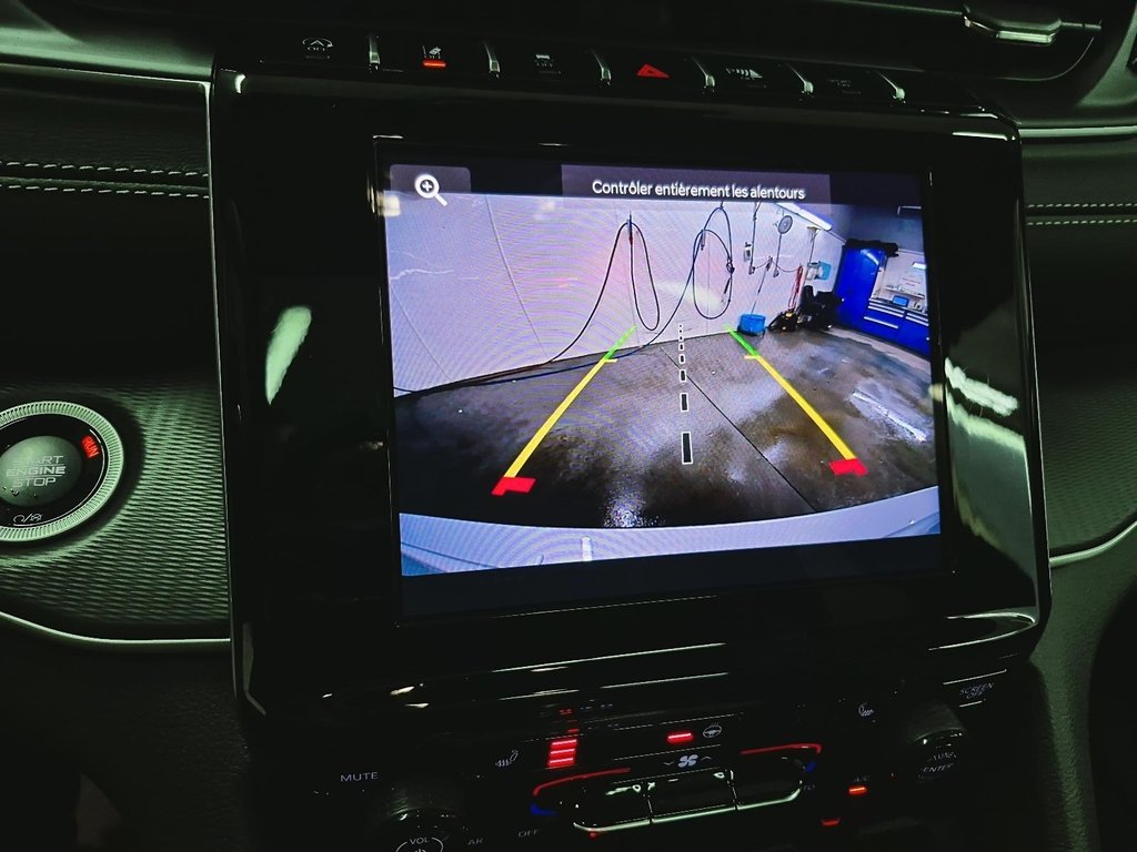 Jeep Grand Cherokee L ALTITUDE 2025 à Sherbrooke, Québec - 18 - w1024h768px