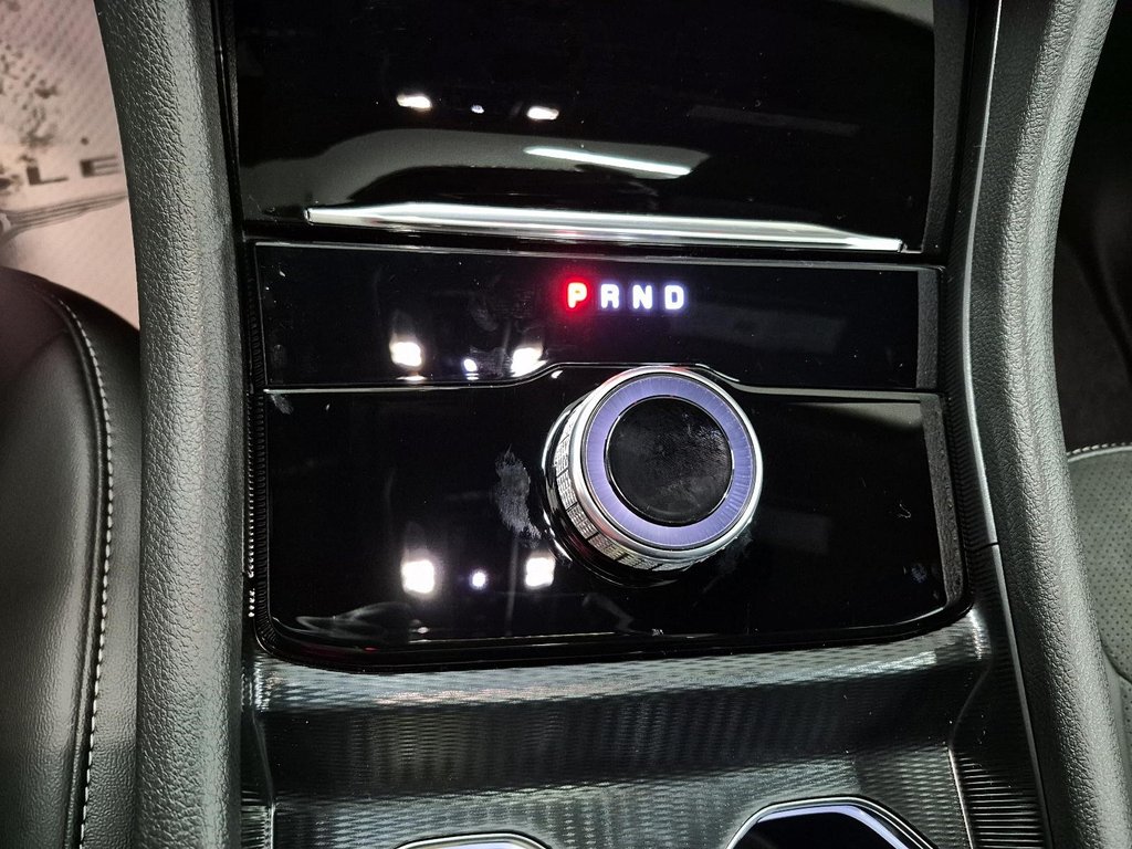 Jeep Grand Cherokee L ALTITUDE 2025 à Sherbrooke, Québec - 15 - w1024h768px