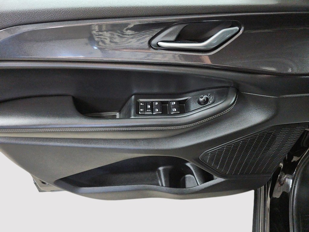 Jeep Grand Cherokee LAREDO // GRAND CHEROKEE // JEEP 2023 à Sherbrooke, Québec - 11 - w1024h768px