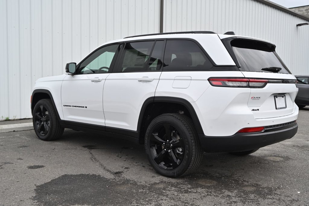 Grand Cherokee ALTITUDE 2024 à Sherbrooke, Québec - 4 - w1024h768px