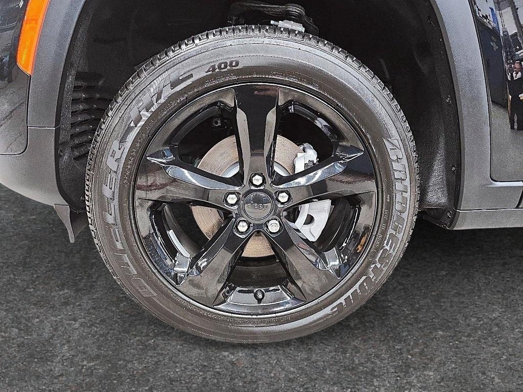 2024 Jeep Grand Cherokee ALTITUDE 4X4 // TEMPS FROIDS in Sherbrooke, Quebec - 7 - w1024h768px