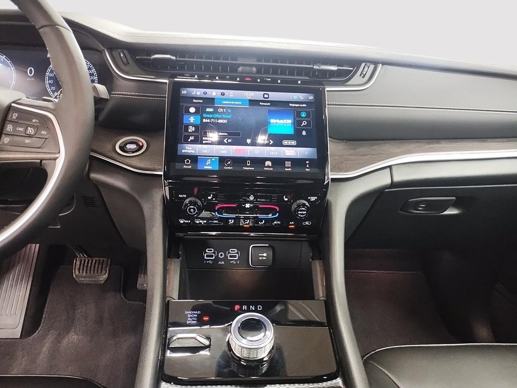 2024 Jeep Grand Cherokee LIMITED 4X4 // TOIT PANORAMIQUE in Sherbrooke, Quebec - 22 - w1024h768px