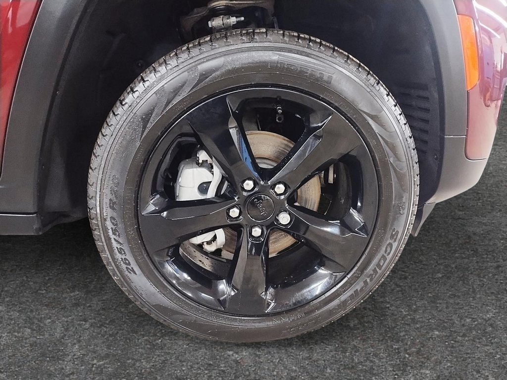 2024 Jeep Grand Cherokee LIMITED 4X4 // TOIT PANORAMIQUE in Sherbrooke, Quebec - 7 - w1024h768px
