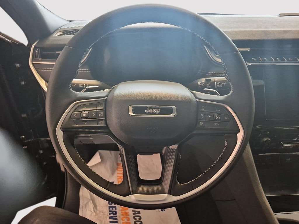 2025 Jeep Grand Cherokee LAREDO ALTITUDE in St-Jean-Sur-Richelieu, Quebec - 11 - w1024h768px