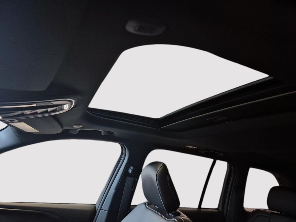 2025 Jeep Grand Cherokee LAREDO ALTITUDE in St-Jean-Sur-Richelieu, Quebec - 15 - w1024h768px