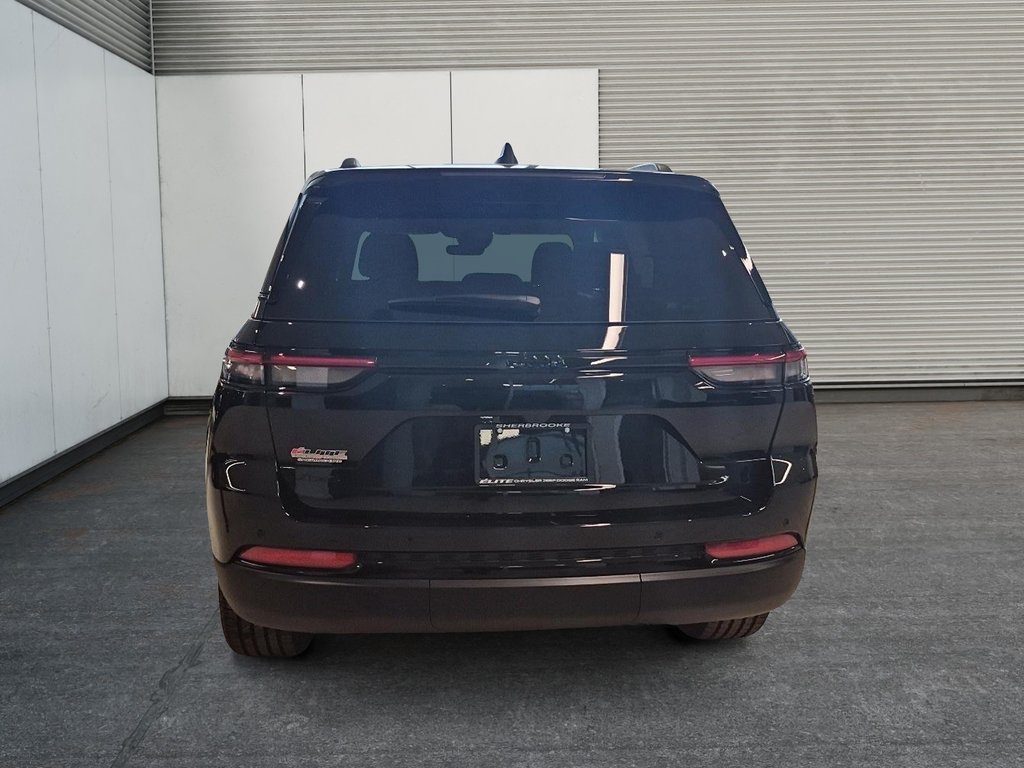 2025 Jeep Grand Cherokee LAREDO ALTITUDE in St-Jean-Sur-Richelieu, Quebec - 3 - w1024h768px