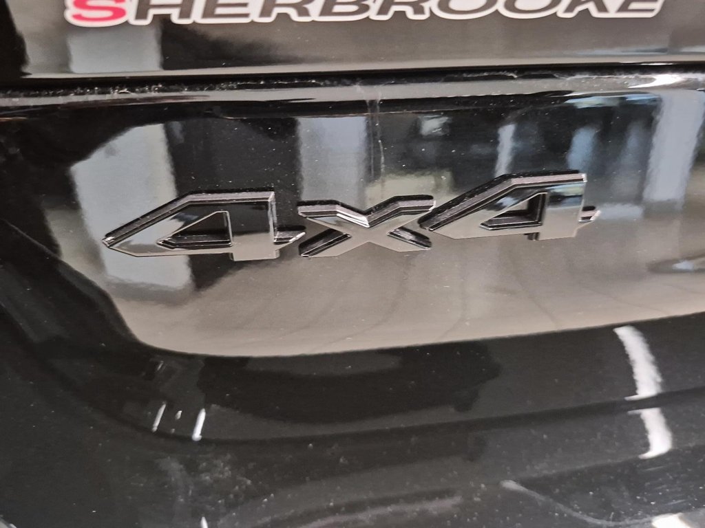 2025 Jeep Grand Cherokee LAREDO ALTITUDE in St-Jean-Sur-Richelieu, Quebec - 14 - w1024h768px