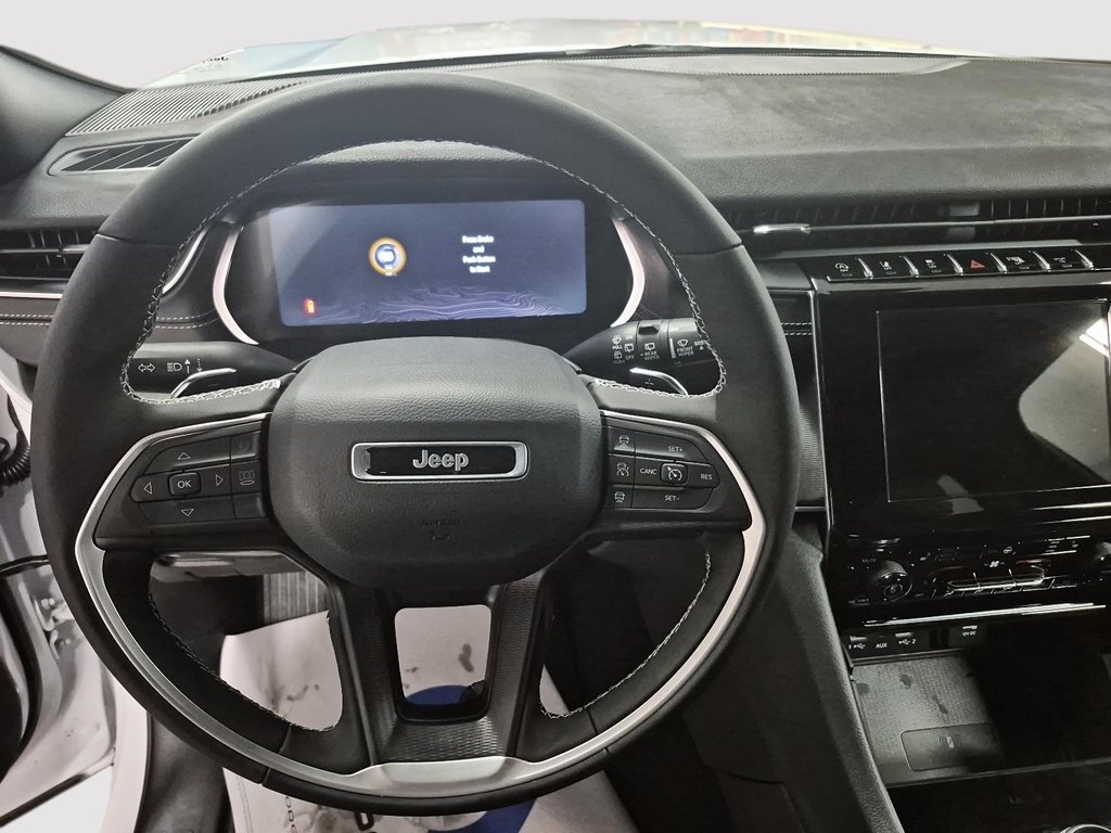 2025 Jeep Grand Cherokee LAREDO ALTITUDE in St-Jean-Sur-Richelieu, Quebec - 10 - w1024h768px