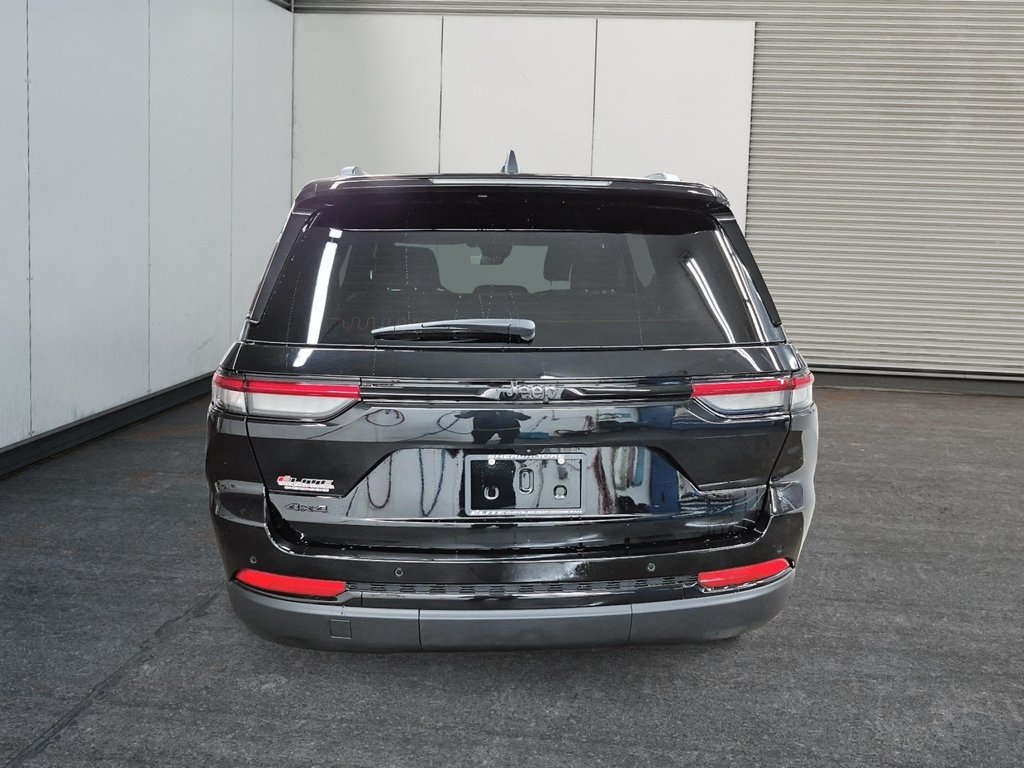 Jeep Grand Cherokee ALTITUDE // 4X4 // JEEP // GRAND CHEROKEE 2025 à Sherbrooke, Québec - 3 - w1024h768px