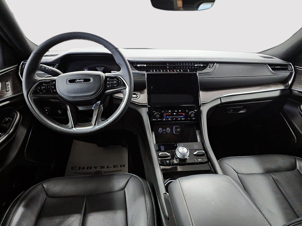 2025 Jeep Grand Cherokee Overland in Sherbrooke, Quebec - 10 - w1024h768px