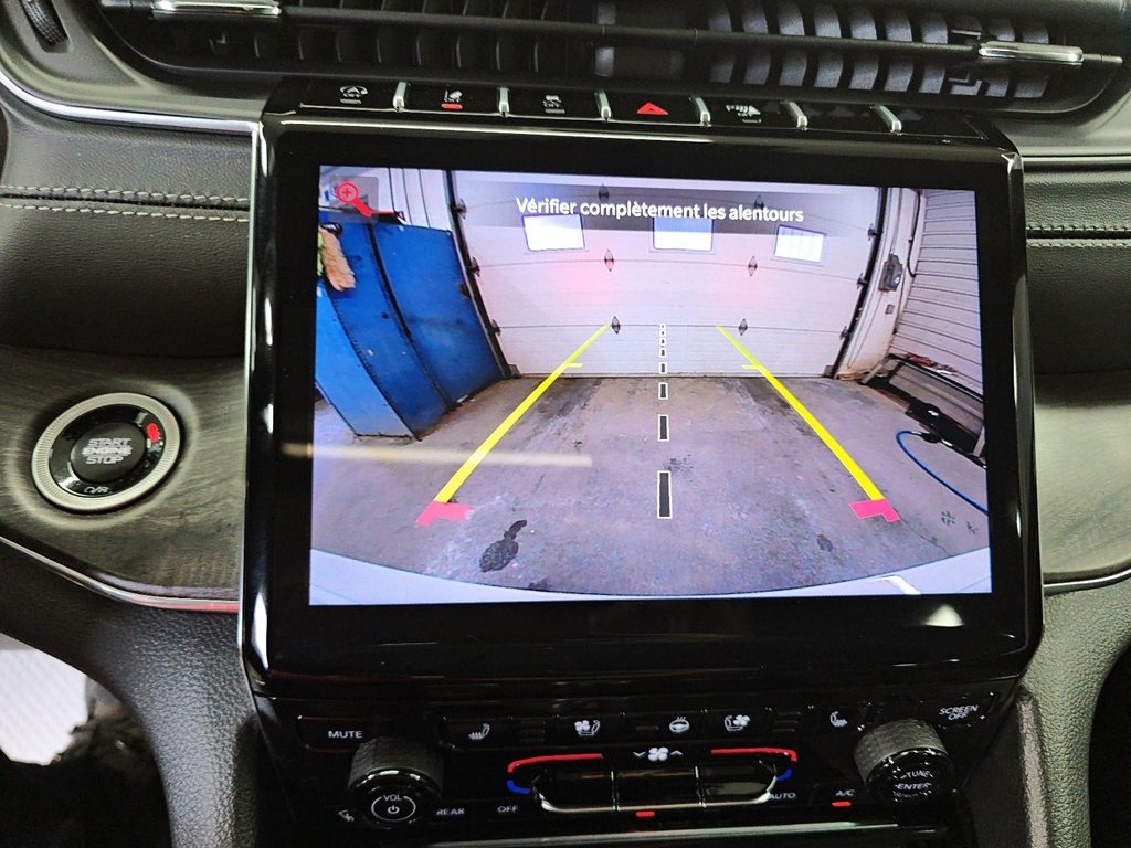 2025 Jeep Grand Cherokee Overland in Sherbrooke, Quebec - 18 - w1024h768px
