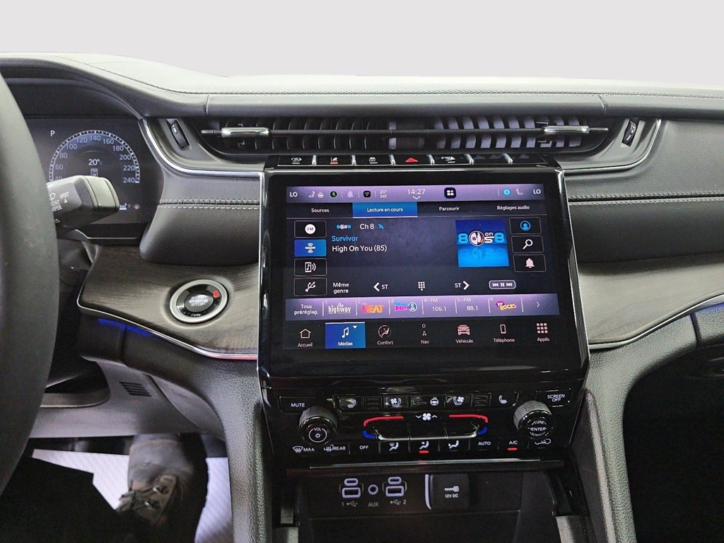 2025 Jeep Grand Cherokee Overland in Sherbrooke, Quebec - 19 - w1024h768px