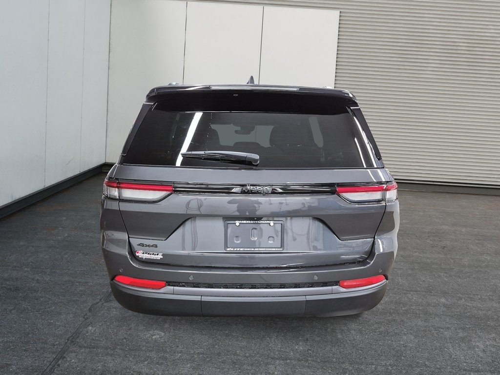 Jeep Grand Cherokee ALTITUDE 2026 à Sherbrooke, Québec - 3 - w1024h768px