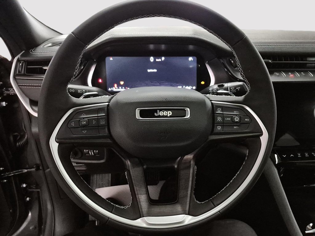 Jeep Grand Cherokee ALTITUDE 2026 à Sherbrooke, Québec - 13 - w1024h768px