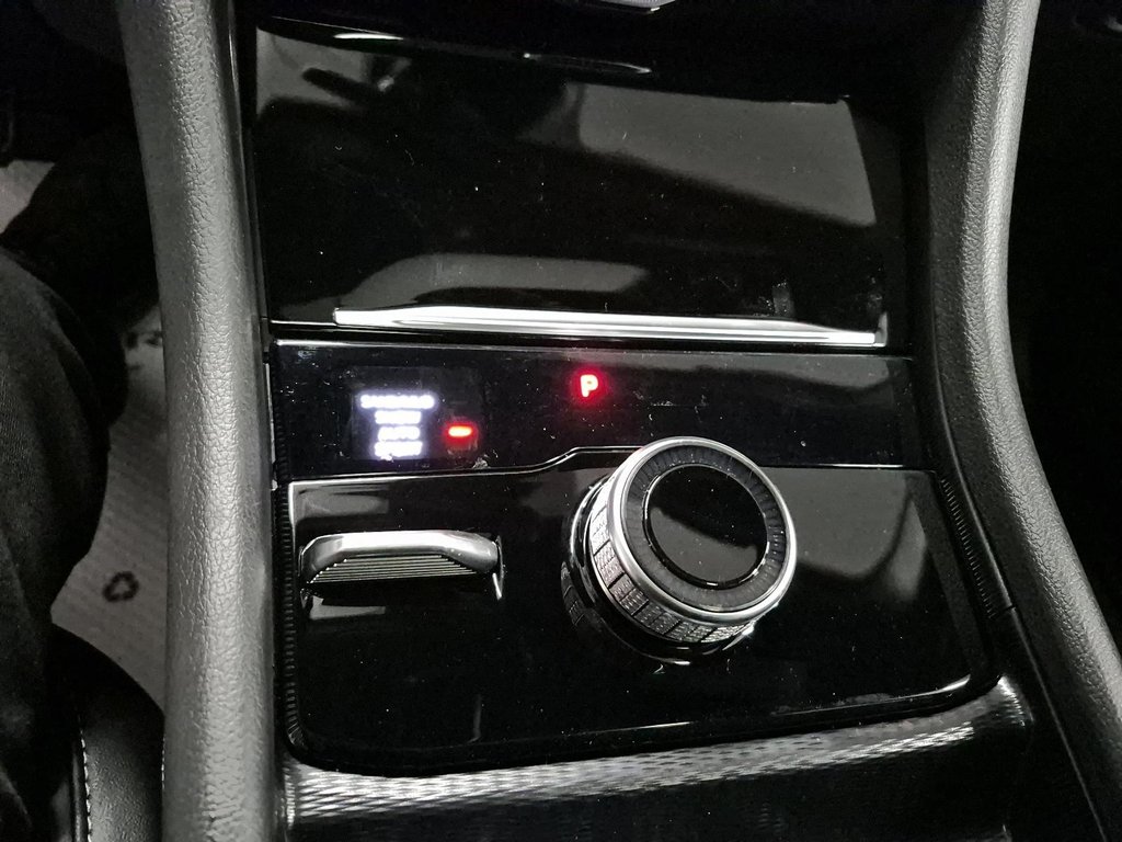 Jeep Grand Cherokee ALTITUDE 2026 à Sherbrooke, Québec - 15 - w1024h768px