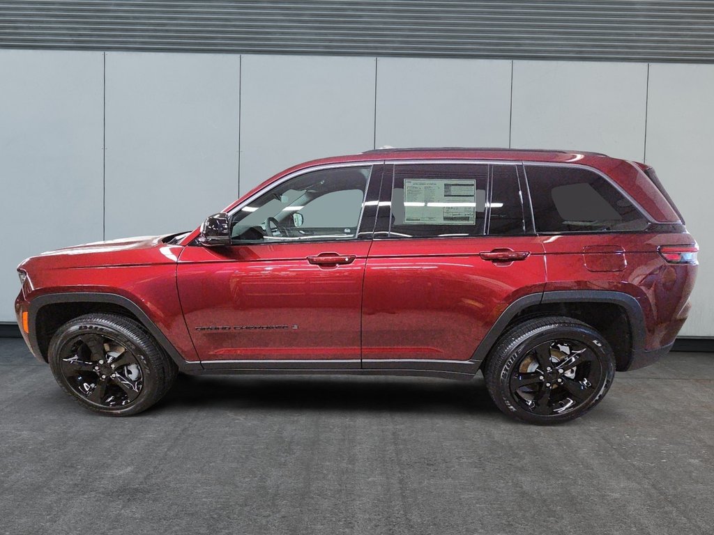 2026 Jeep Grand Cherokee ALTITUDE in Sherbrooke, Quebec - 5 - w1024h768px