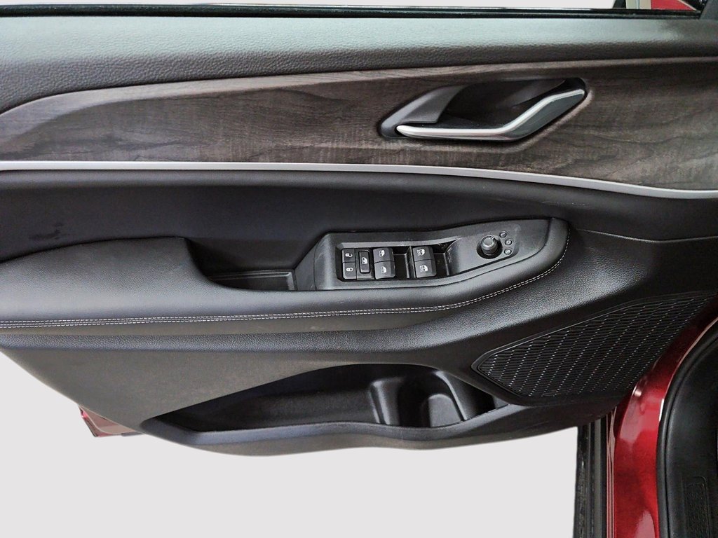 2026 Jeep Grand Cherokee ALTITUDE in Sherbrooke, Quebec - 11 - w1024h768px