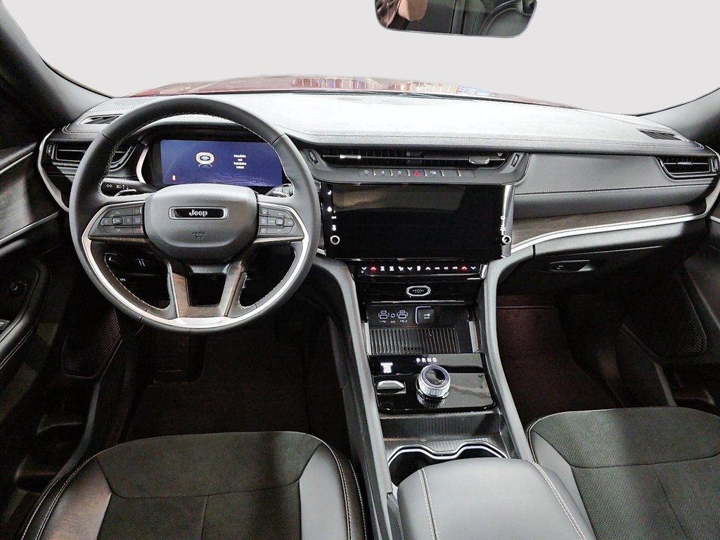 2026 Jeep Grand Cherokee ALTITUDE in Sherbrooke, Quebec - 10 - w1024h768px