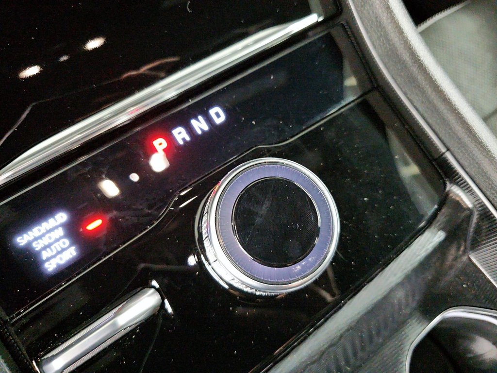 2026 Jeep Grand Cherokee ALTITUDE in St-Jean-Sur-Richelieu, Quebec - 15 - w1024h768px