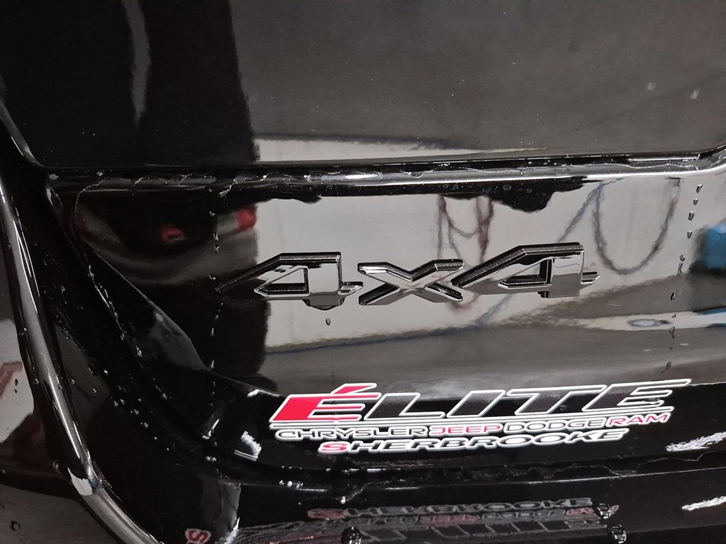 Jeep Grand Cherokee ALTITUDE 2026 à St-Jean-Sur-Richelieu, Québec - 16 - w1024h768px