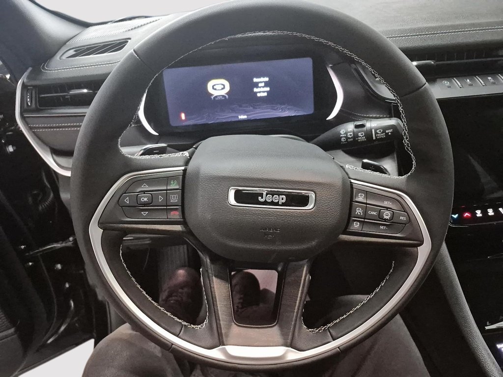 Jeep Grand Cherokee ALTITUDE 2026 à St-Jean-Sur-Richelieu, Québec - 12 - w1024h768px