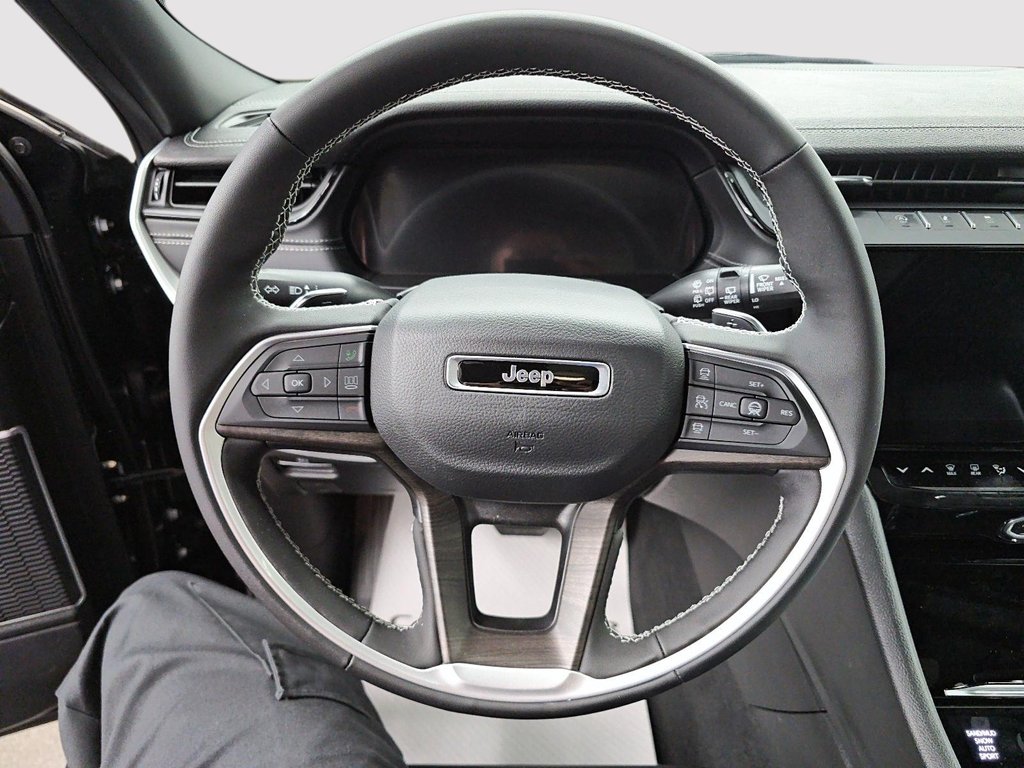 Jeep Grand Cherokee LIMITED 2026 à St-Jean-Sur-Richelieu, Québec - 12 - w1024h768px