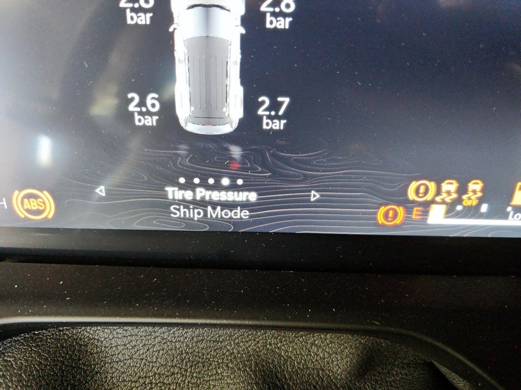 2026 Jeep Grand Cherokee LAREDO in Sherbrooke, Quebec - 13 - w1024h768px