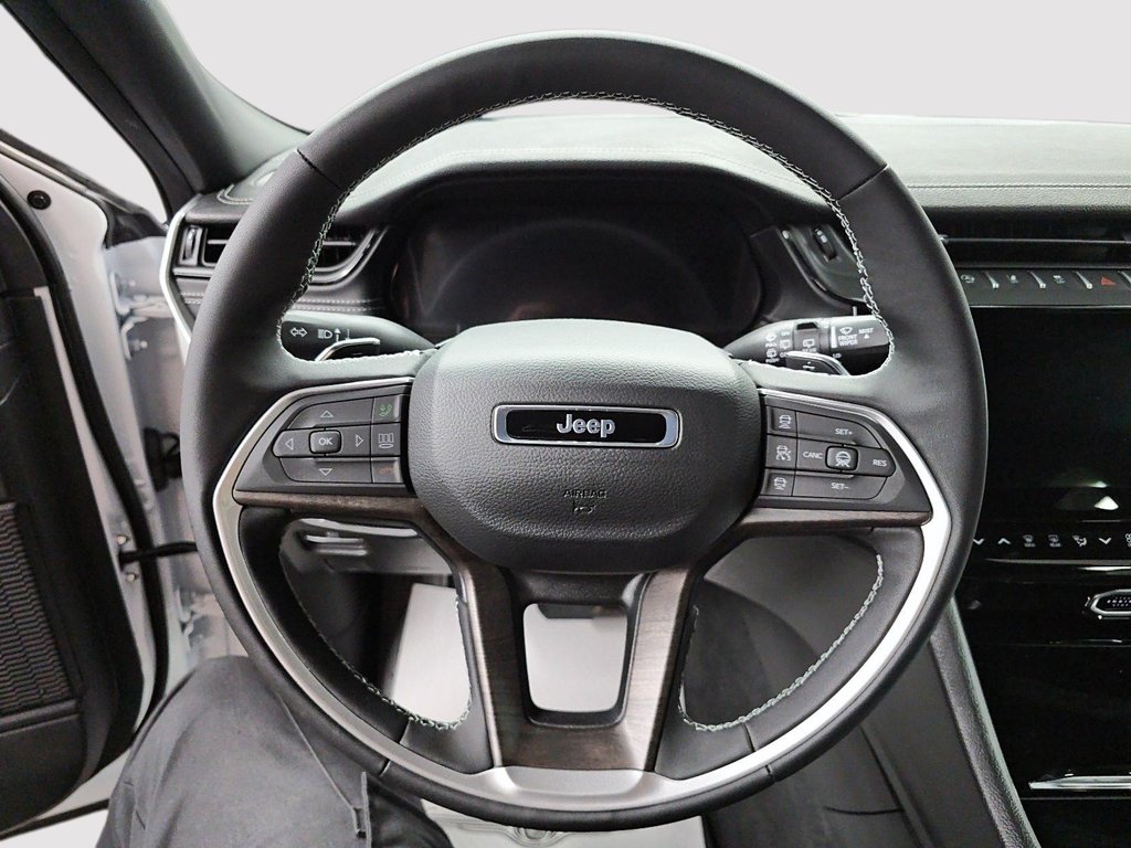 Jeep Grand Cherokee LIMITED 2027 à St-Jean-Sur-Richelieu, Québec - 12 - w1024h768px