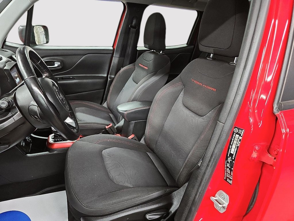 Jeep Renegade TRAILHAWK 4X4 // TOIT PANORAMIQUE 2018 à Sherbrooke, Québec - 9 - w1024h768px