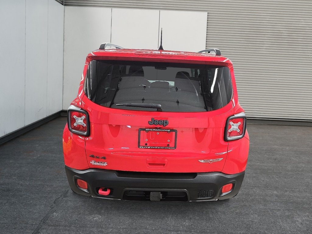 Jeep Renegade TRAILHAWK 4X4 // TOIT PANORAMIQUE 2018 à Sherbrooke, Québec - 3 - w1024h768px