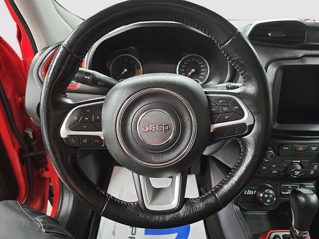 Jeep Renegade TRAILHAWK 4X4 // TOIT PANORAMIQUE 2018 à Sherbrooke, Québec - 12 - w1024h768px