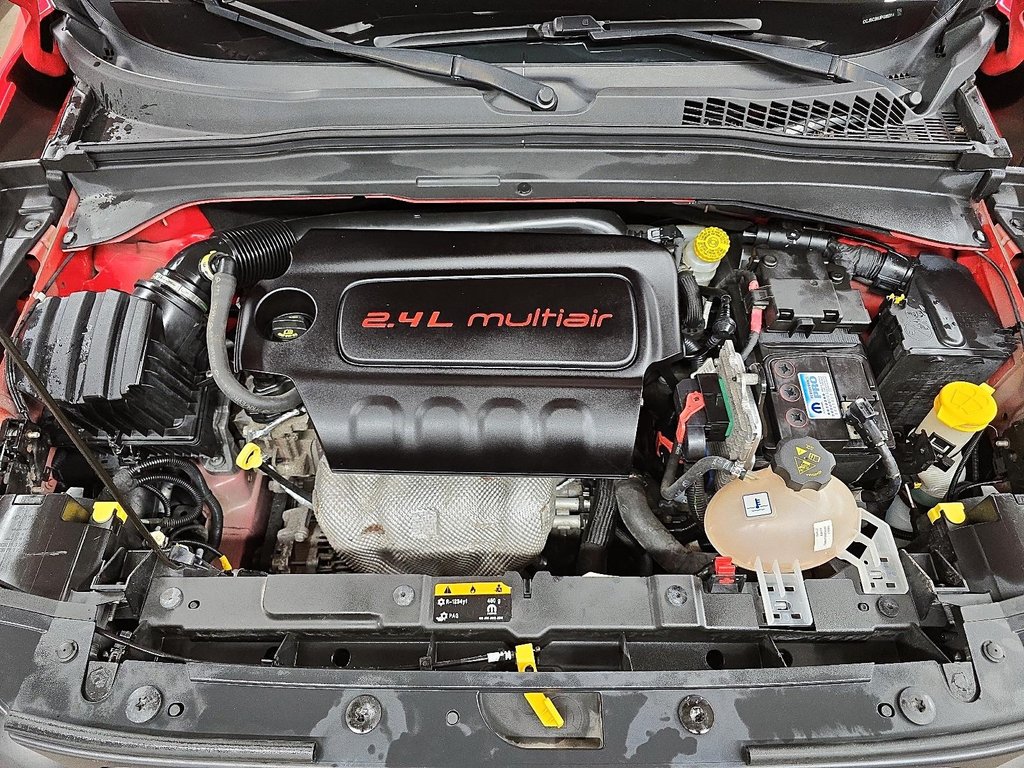 Jeep Renegade TRAILHAWK 4X4 // TOIT PANORAMIQUE 2018 à Sherbrooke, Québec - 8 - w1024h768px