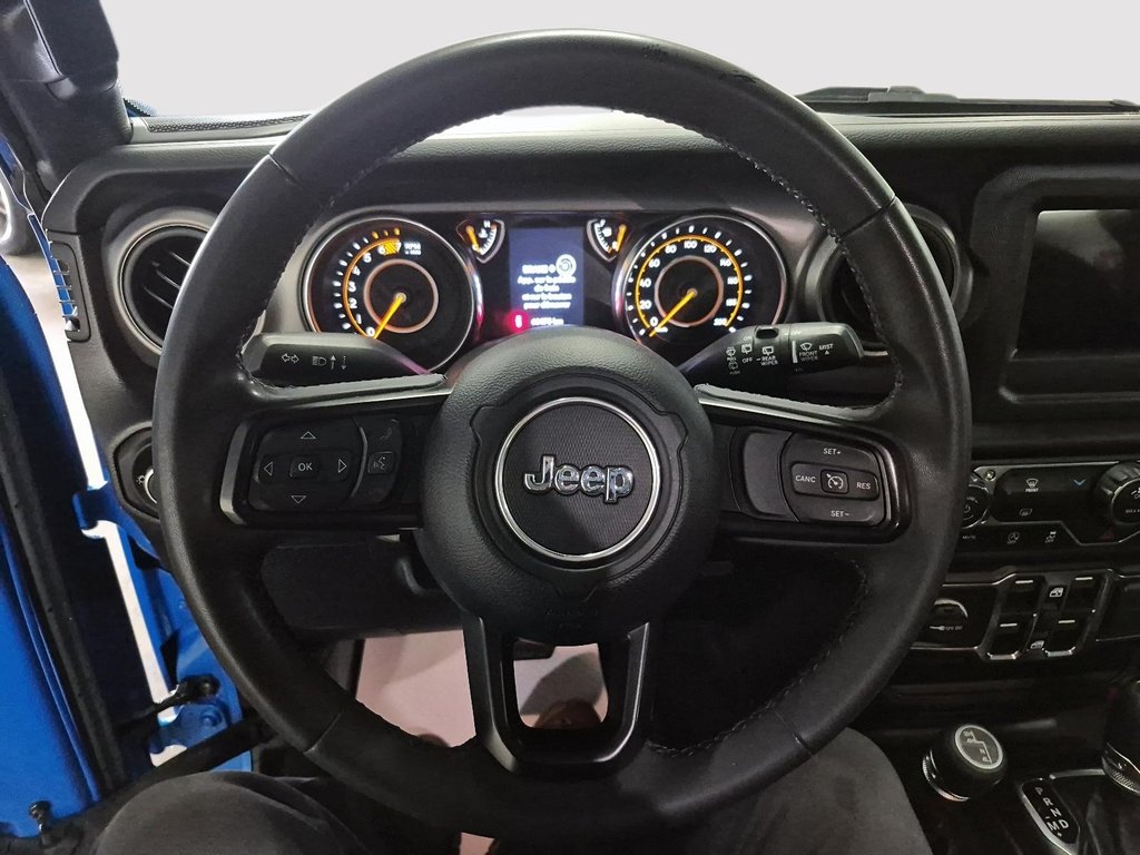 2023 Jeep Wrangler 4-Door WILLYS in Sherbrooke, Quebec - 11 - w1024h768px
